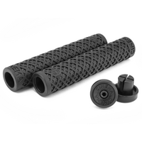 CINEMA INTERLACE 150MM BLACK GRIPS
