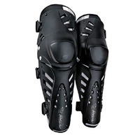 FOX TITAN PRO BLACK PIVOT KNEE GUARDS