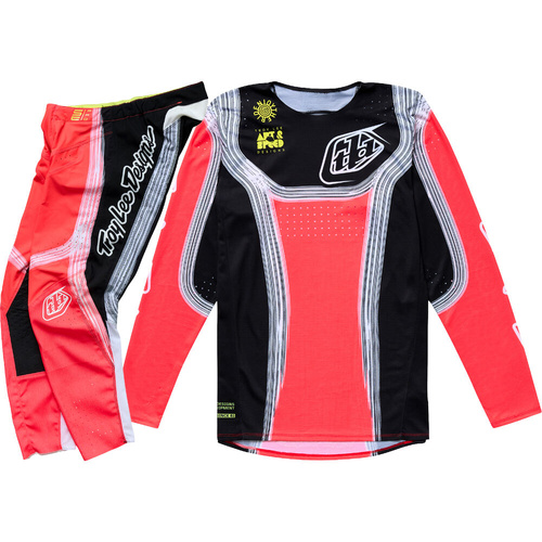 TROY LEE DESIGNS 2025 SE PRO STRIPES INFRA RED / BLACK KIDS GEAR SET