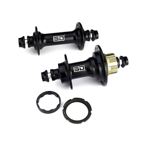 SD ACE JUNIOR FRONT AND REAR 28 HOLE BLACK HUB SET